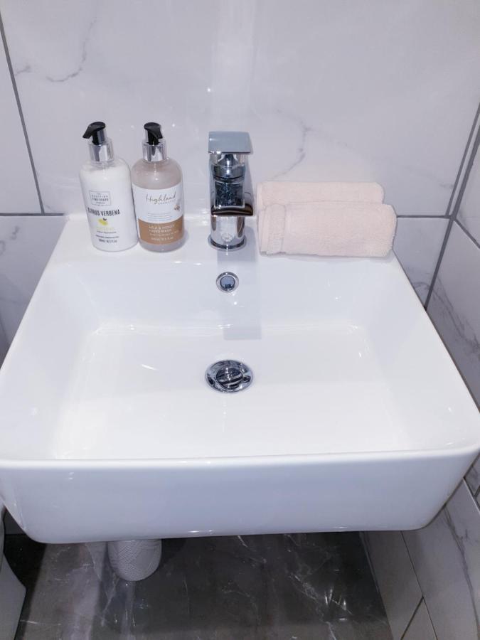 Luxury 1 Bed Close To Town Centre With Free Parking Southend-on-Sea Exterior photo